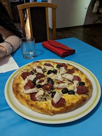 Colosseum Pizzeria